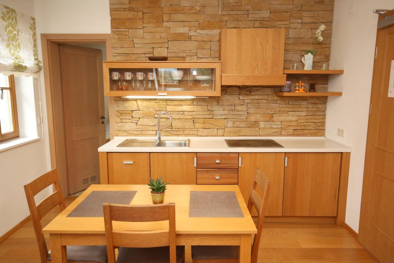 Apartments Vrdjan Cerknica Εξωτερικό φωτογραφία