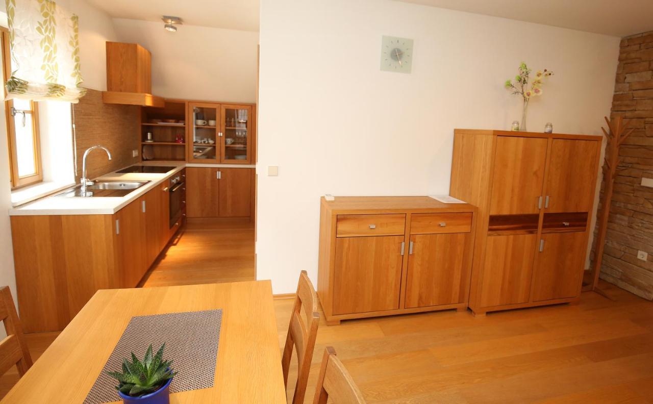 Apartments Vrdjan Cerknica Εξωτερικό φωτογραφία