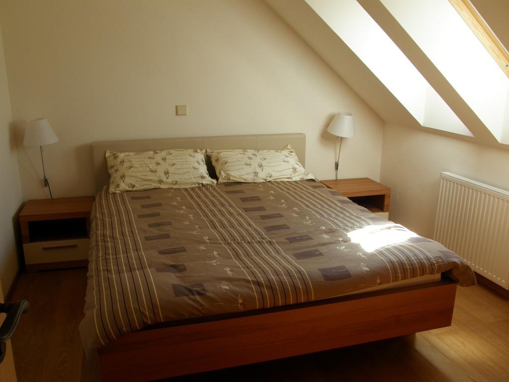 Apartments Vrdjan Cerknica Δωμάτιο φωτογραφία